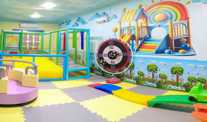 تصاویر افتتاحیه قلعه کاربازی